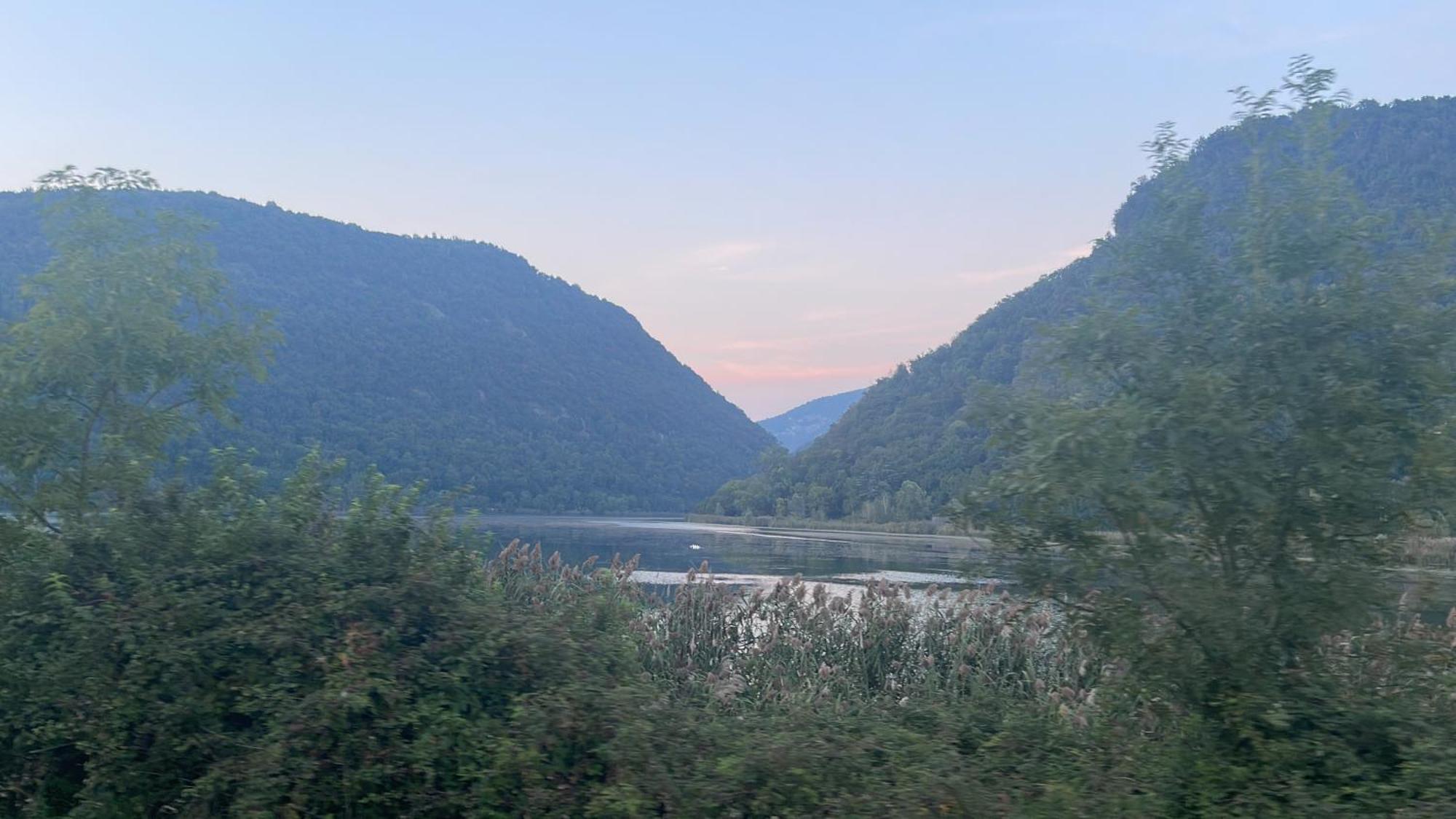 Laghi Di Como Appartamento Di Licinia E Mario Asso Exterior foto